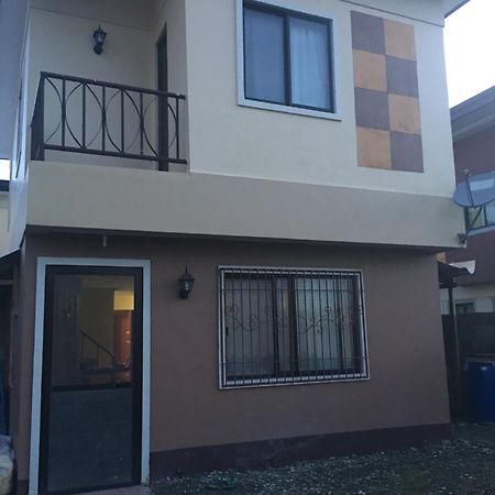 Pines Mansion 호텔 부투안 외부 사진