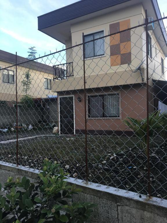 Pines Mansion 호텔 부투안 외부 사진